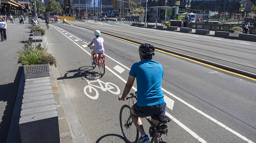 Princes Bridge. opened in 1888 links Melbourne's Arts Precinct, Southbank and the Botanical Gardens with the CBD.